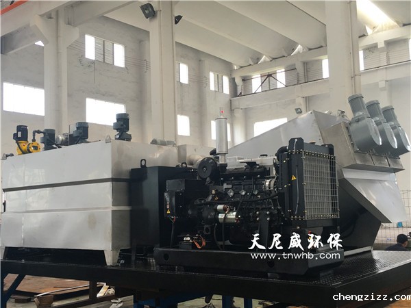 移动式污泥脱水车